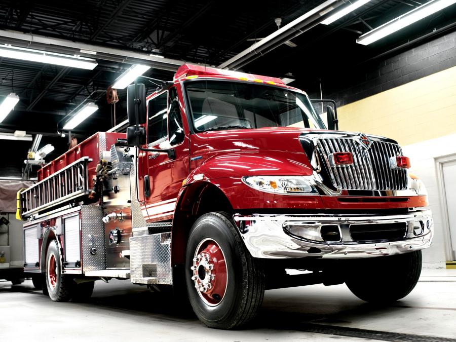  International DuraStar 4400 Firetruck 2002 года  (фото 5 из 6)
